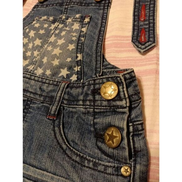 Squeeze brand coverall denim shorts - Size 10 (0503) - Picture 2 of 6